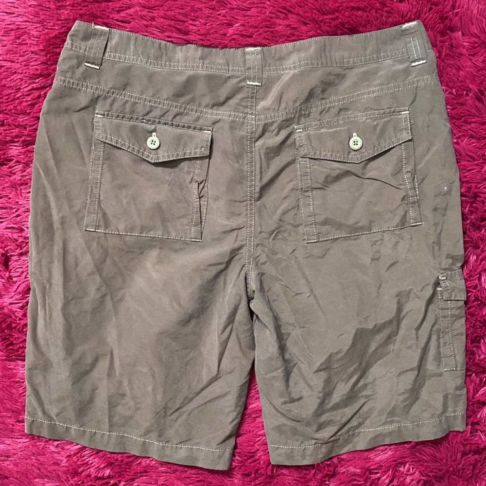Brown shorts - Picture 9 of 13